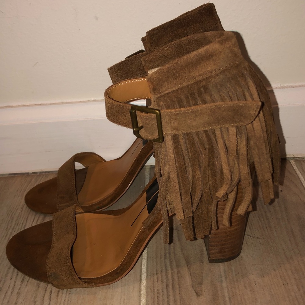Dolce Vita heel with fringe back